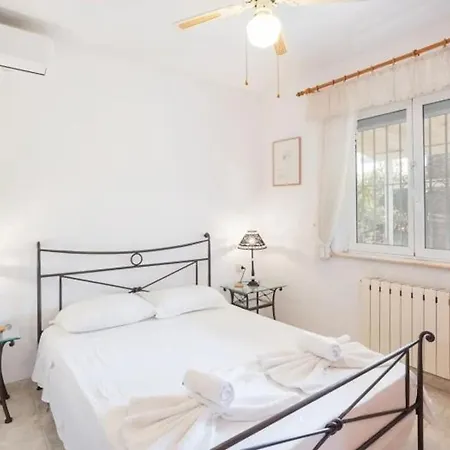 Вілла Espaciosa Con Piscina Privada - 6 Pers. - Es-373-83 *
