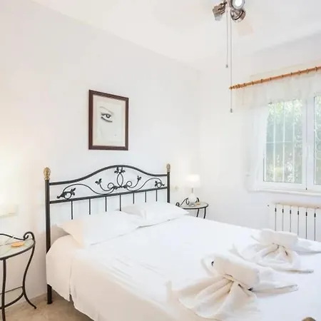 Espaciosa Con Piscina Privada - 6 Pers. - Es-373-83 *